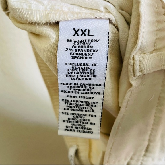 Celebrity Pink woman cream Cargo Pants size XXL in style wide leg elastic back - Picture 7 of 7